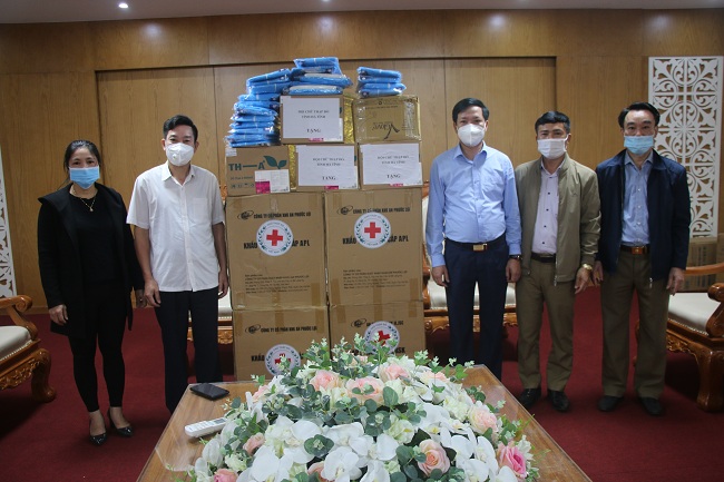 Hội Chữ thập đỏ tỉnh Hà Tĩnh hỗ trợ trang thiết bị phòng chống dịch bệnh Covid tại huyện Kỳ Anh