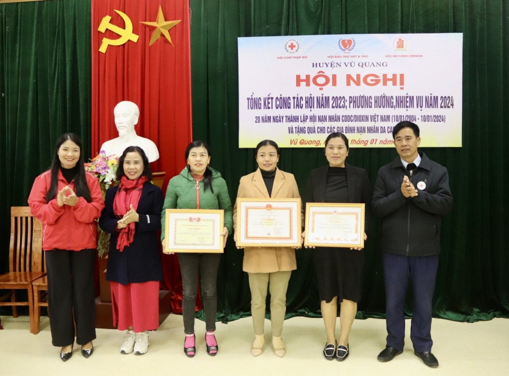 Vũ Quang: Tổng kết Công tác Hội và phong trào Chữ thập đỏ năm 2023